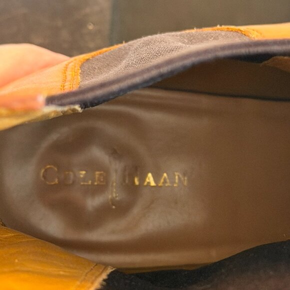 COLE HAAN Women’s Tan & Brown Pull-On Leather Ankle Boots (Women’s Size 8½ B) - Picture 6 of 13